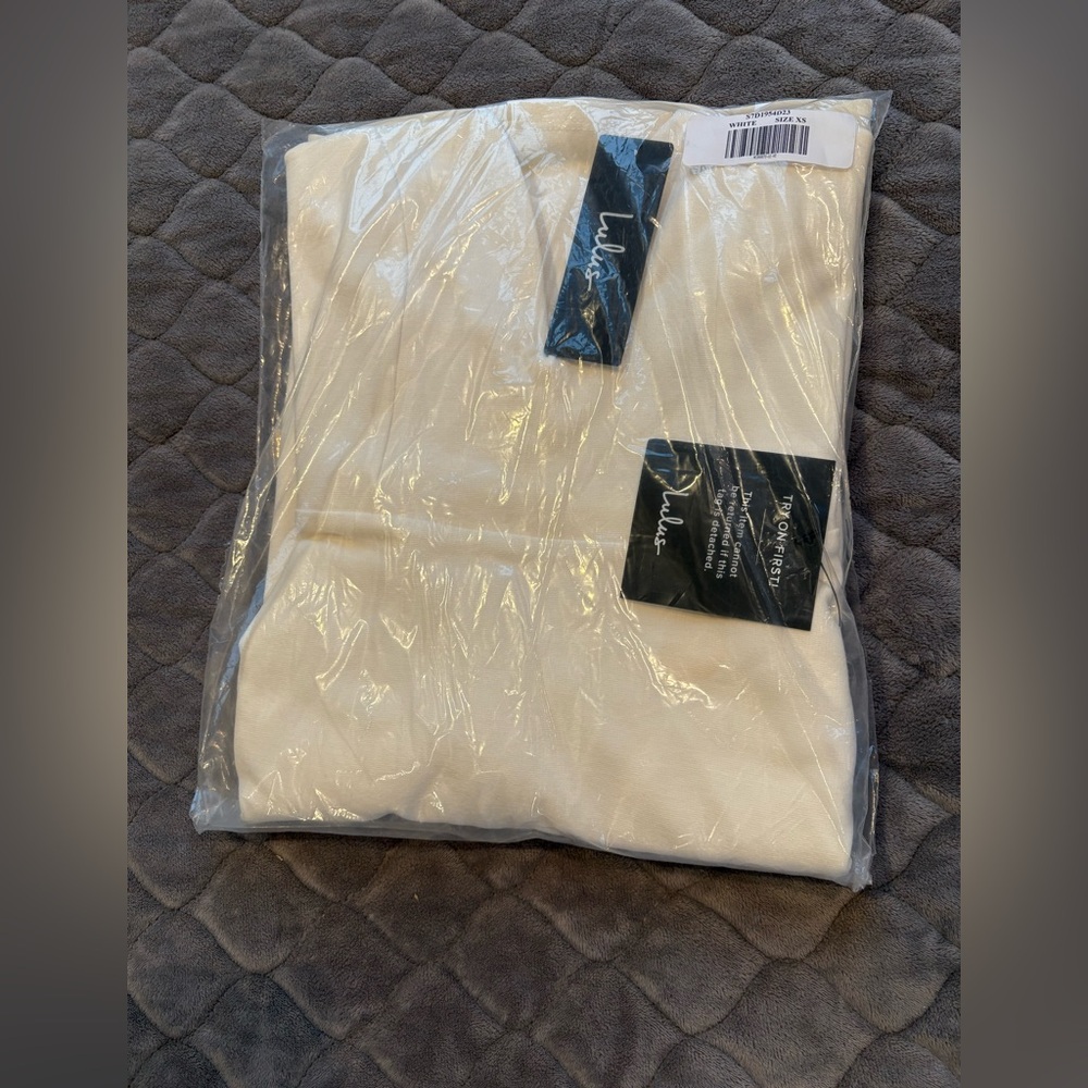 NWT - Strappy skater dress. Size XS. - Picture 5 of 5